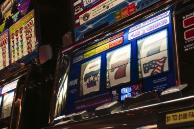 Account dashboard showing tier level, weekly cashback amount, and promotion calendar